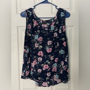 Women’s Blue Floral Ana Dress Shirt, Size XL